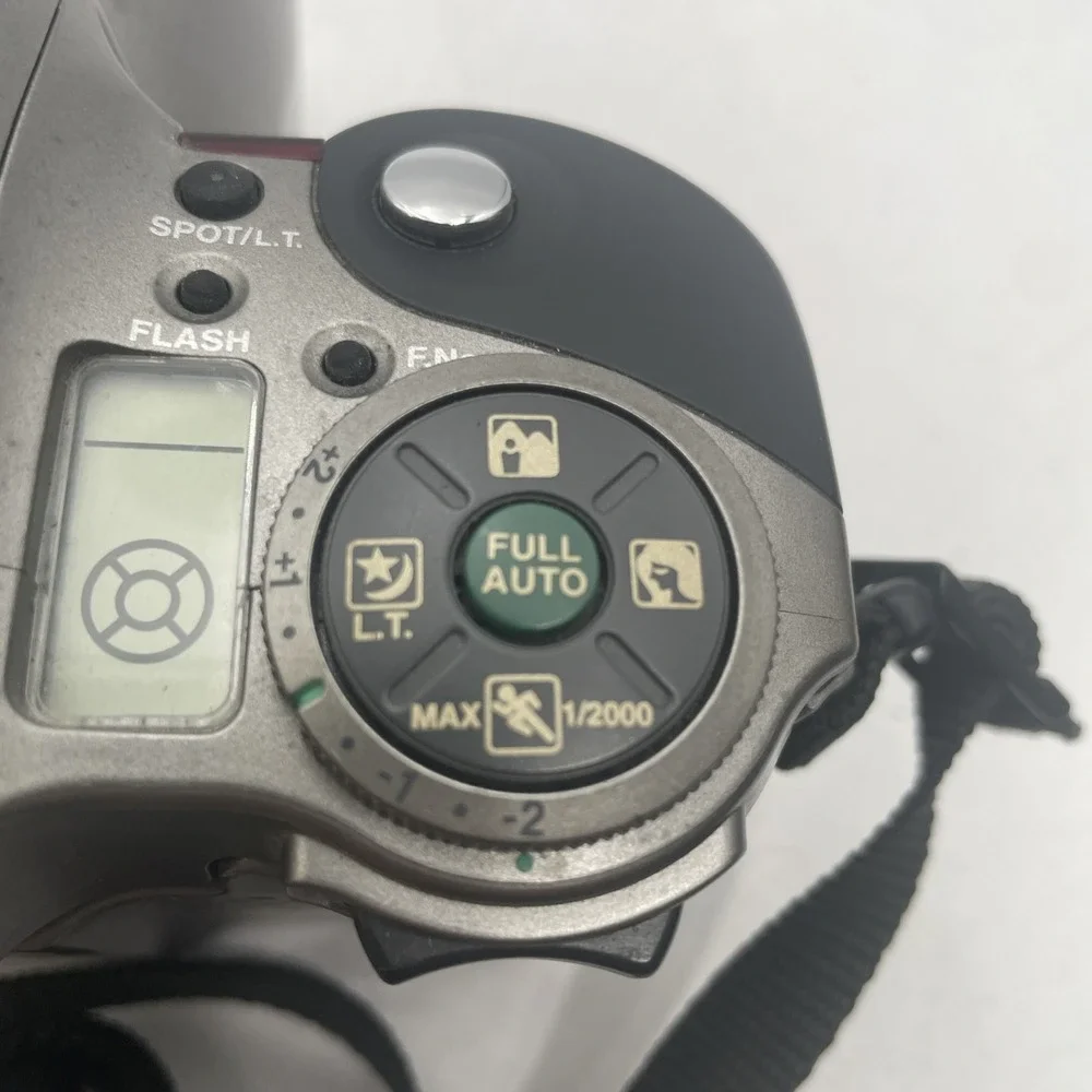 Olympus 28-110  High Resolution 35mm Film Camera Panorama 4X Zoom+Battery-Tested